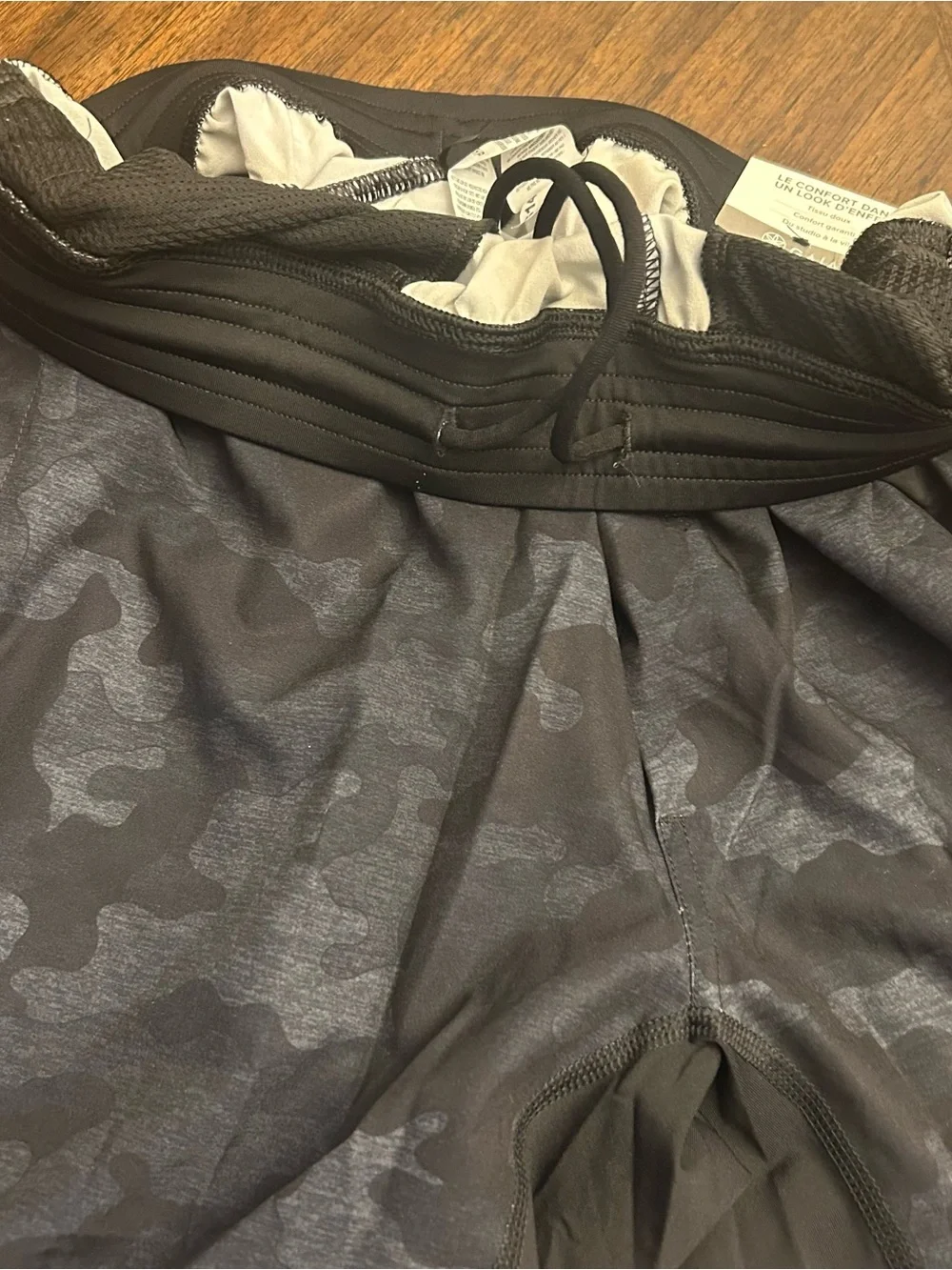 Gaiam Men's Athletic Gym Running Shorts - Pitch Black Camo, Small New